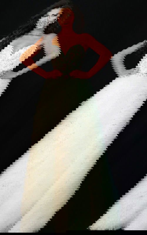 white ruffled long dress 45636