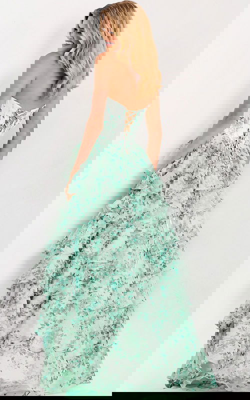 Elegant Strapless Dress With Ruffled Tiers